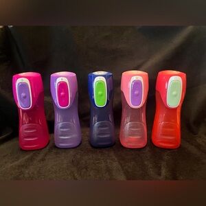 Kids lot of 5 Contigo Autoseal water bottles.